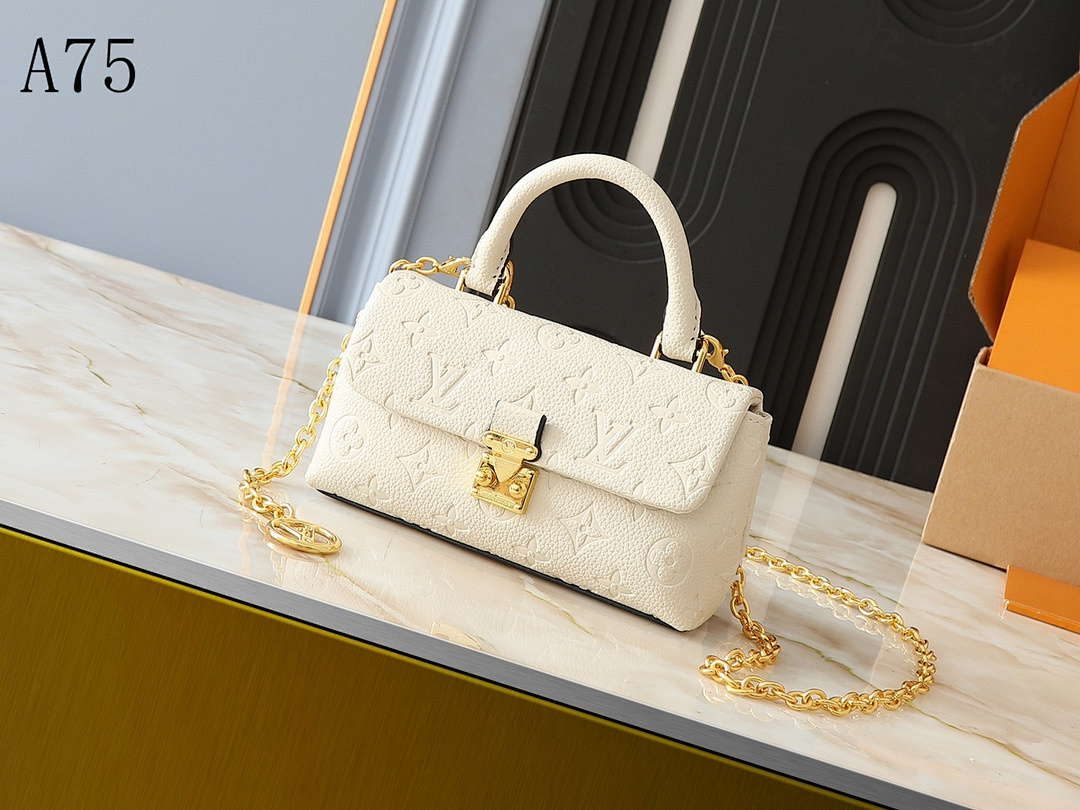 LVutton A75 Capucines Bag #3947