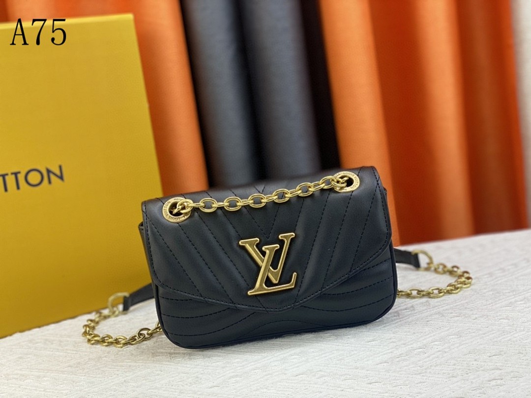 LVutton A75 Chain Bag #4173