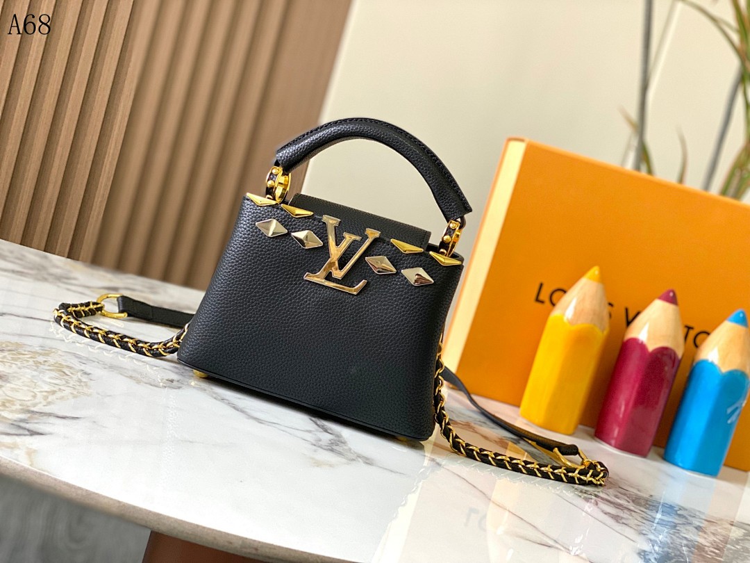 LVutton + A68 + Capucines Mini Bag #4395