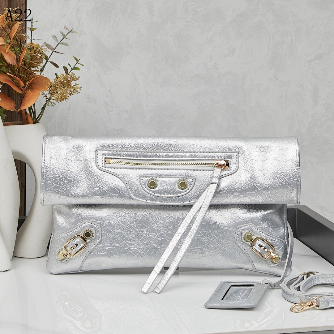 A22 Silver Metallic Clutch Bag #6137