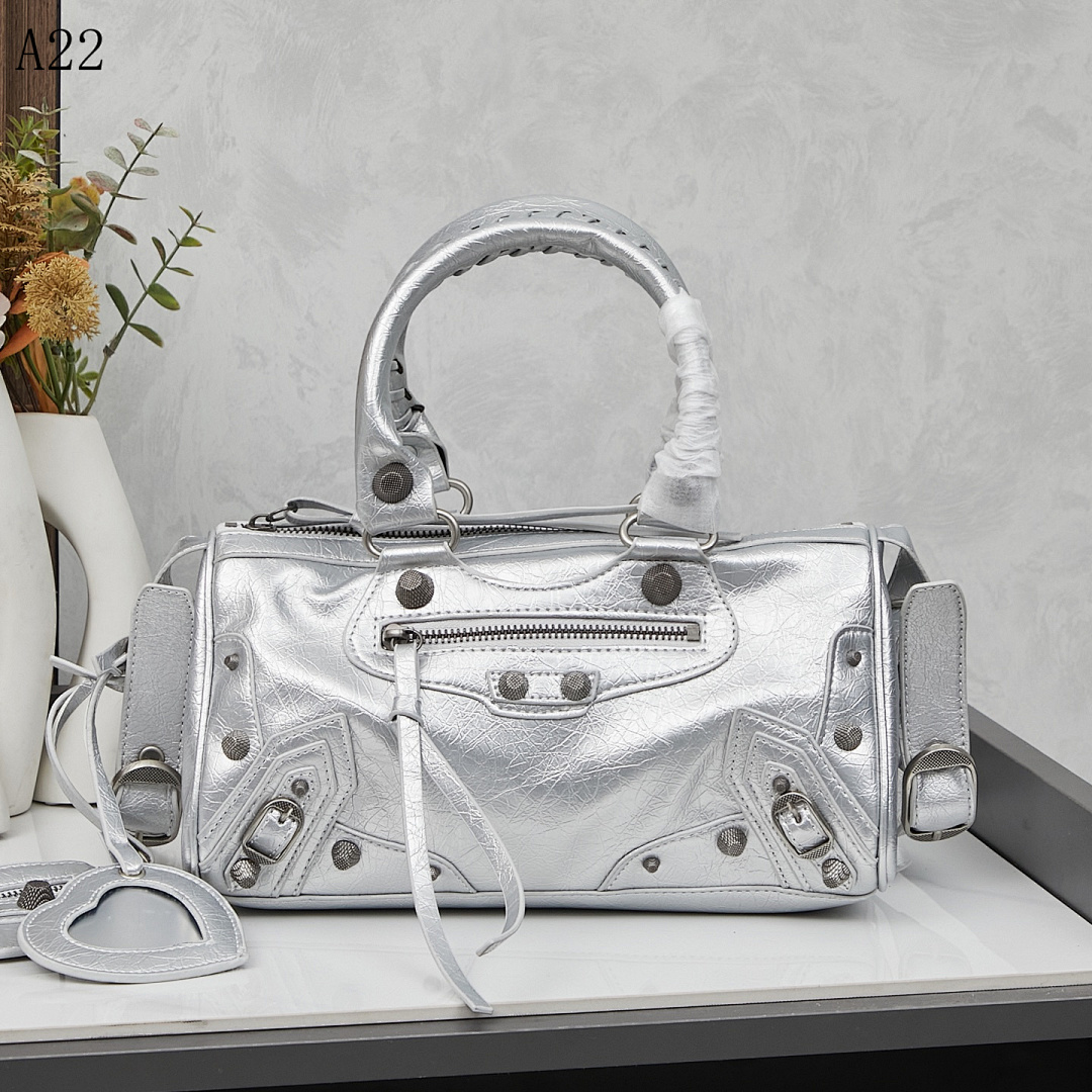 A22 Silver Metallic Designer Tote #6162