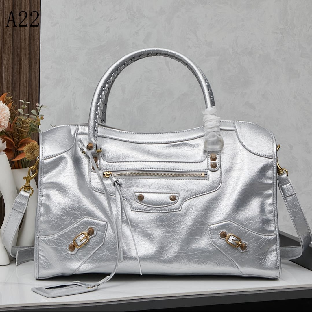 A22 Silver Metallic Leather Tote Bag #6205
