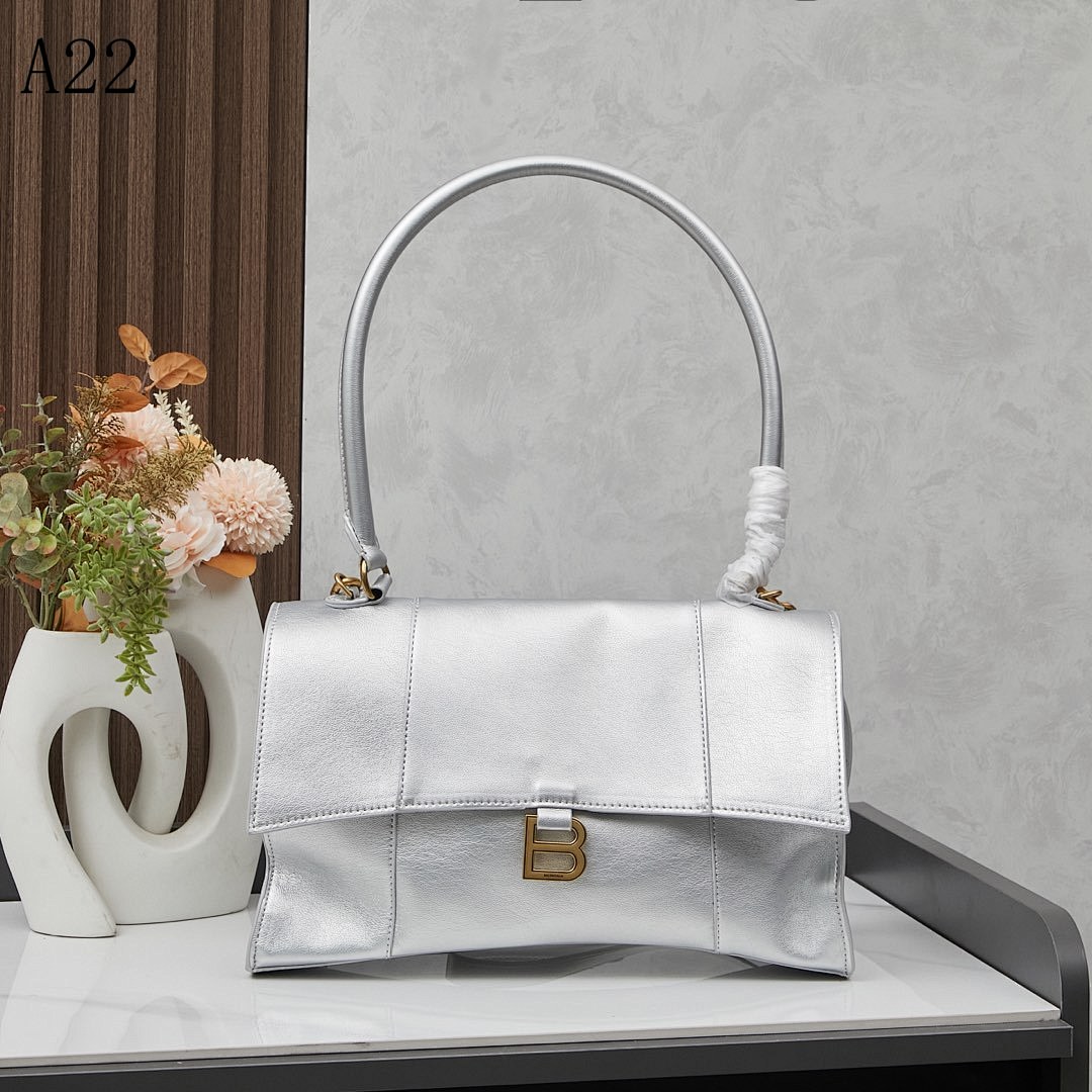 A22 – Silver Metallic Structured Handbag #3071