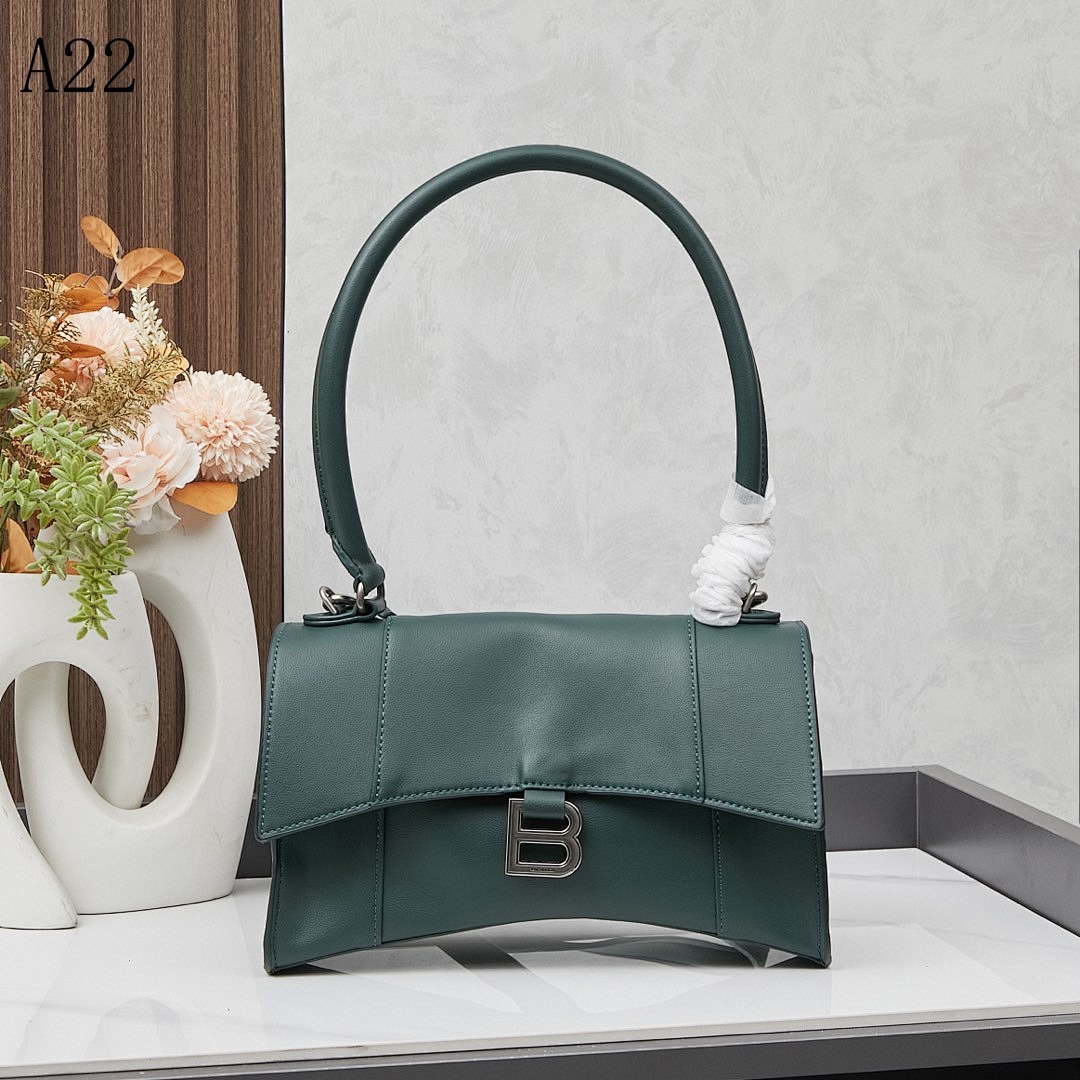Balensiaga – A22 – Classic Top Handle Bag #645