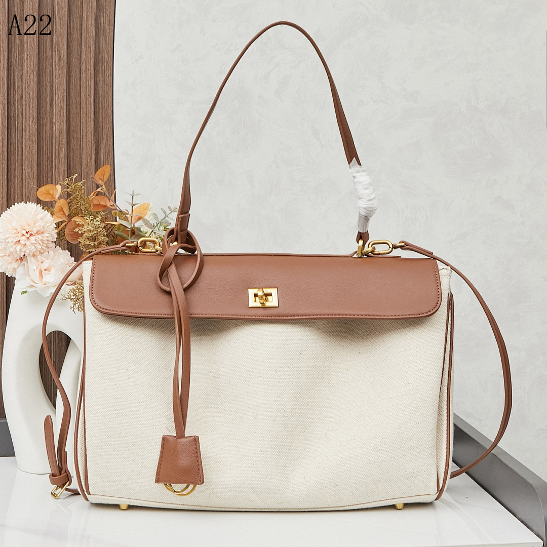 A22 – Classic Tote Bag #590