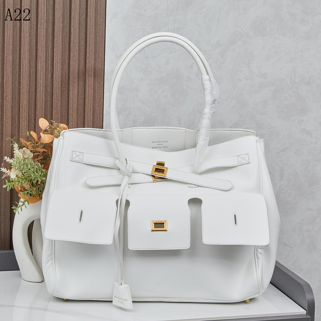 Balensiaga + A22 + Everyday Tote #581