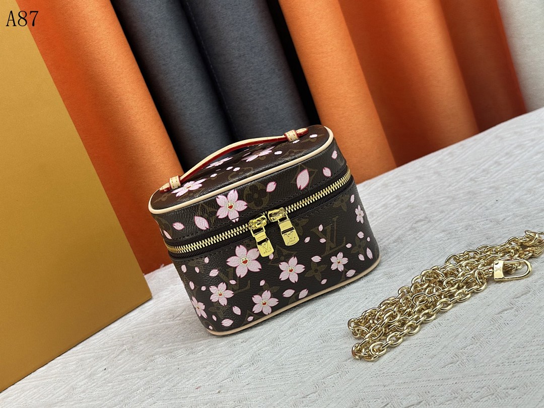 LVutton + A87 + Cherry Blossom Vanity Case #4036