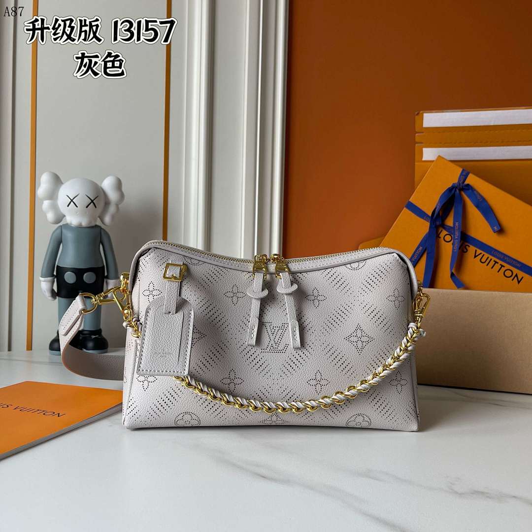 LVutton I3157 Grey Bag #4056