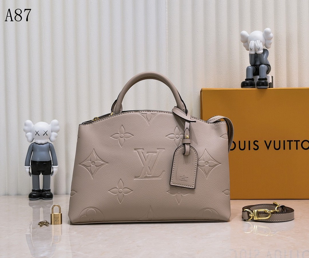 LVutton A87 Capucines MM #4269