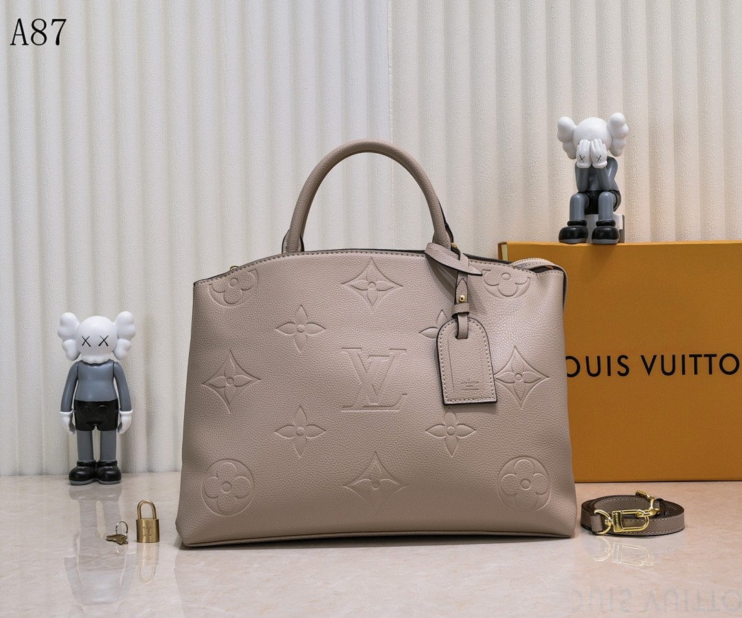 LVutton A87 Speedy Bag #3892 1 LVutton A87 Speedy Bag #3892