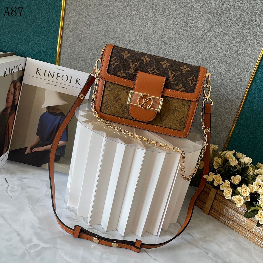 LVutton + A87 + Monogram Crossbody Bag #4360