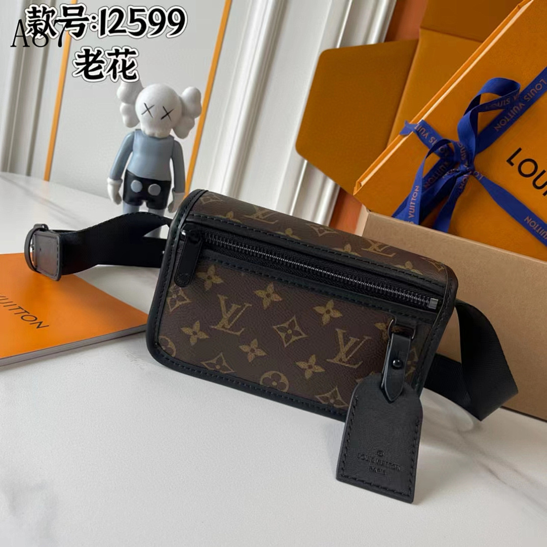LVutton + I2599 + Belt Bag #4707 1 LVutton + I2599 + Belt Bag #4707