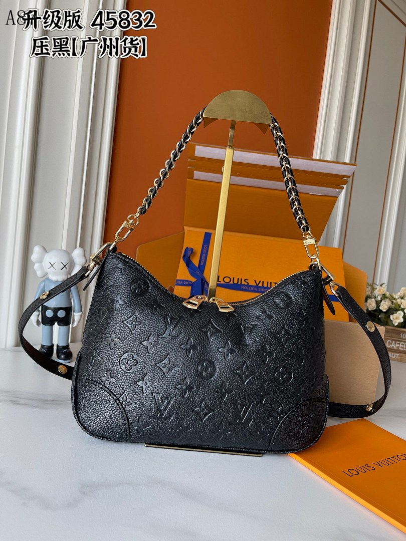 LVutton 45832 Milla Bag #3820