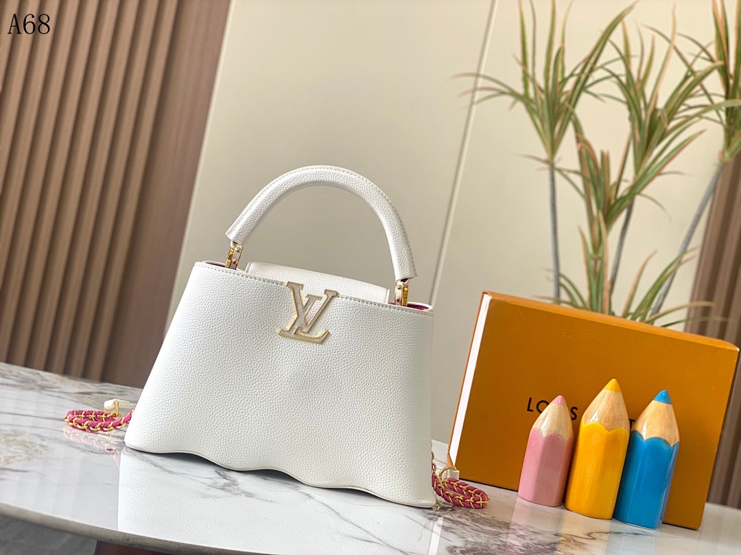 LVutton + A68 + Capucines Mini Bag #4209