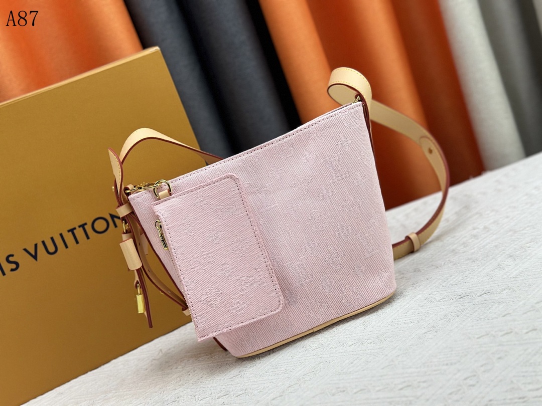 LVutton A87 Crossbody Bag #4882