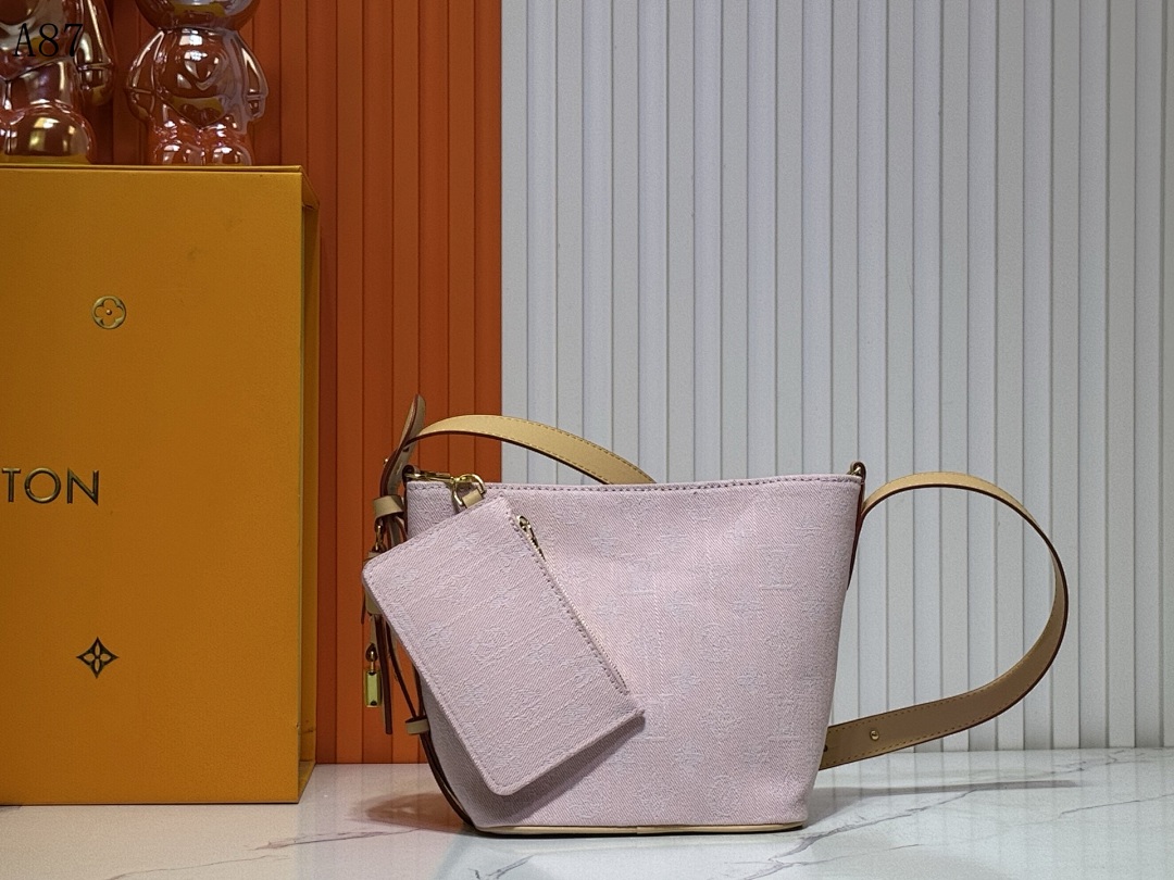 LVutton + A87 + Crossbody Bag #4511