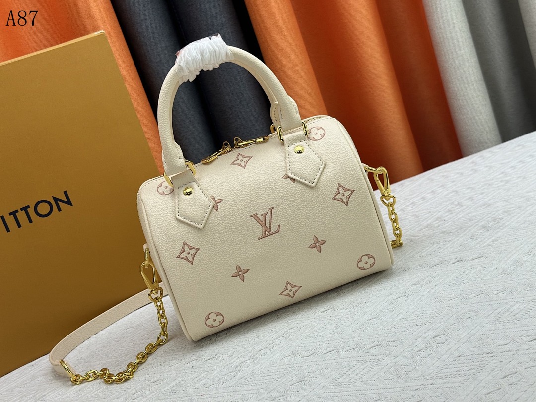 LVutton A87 Speedy Bag #3861 1 LVutton A87 Speedy Bag #3861