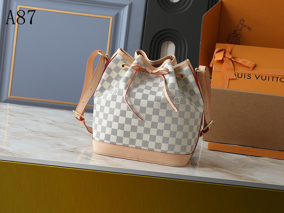 LVutton + A87 + Noé Bag #4868