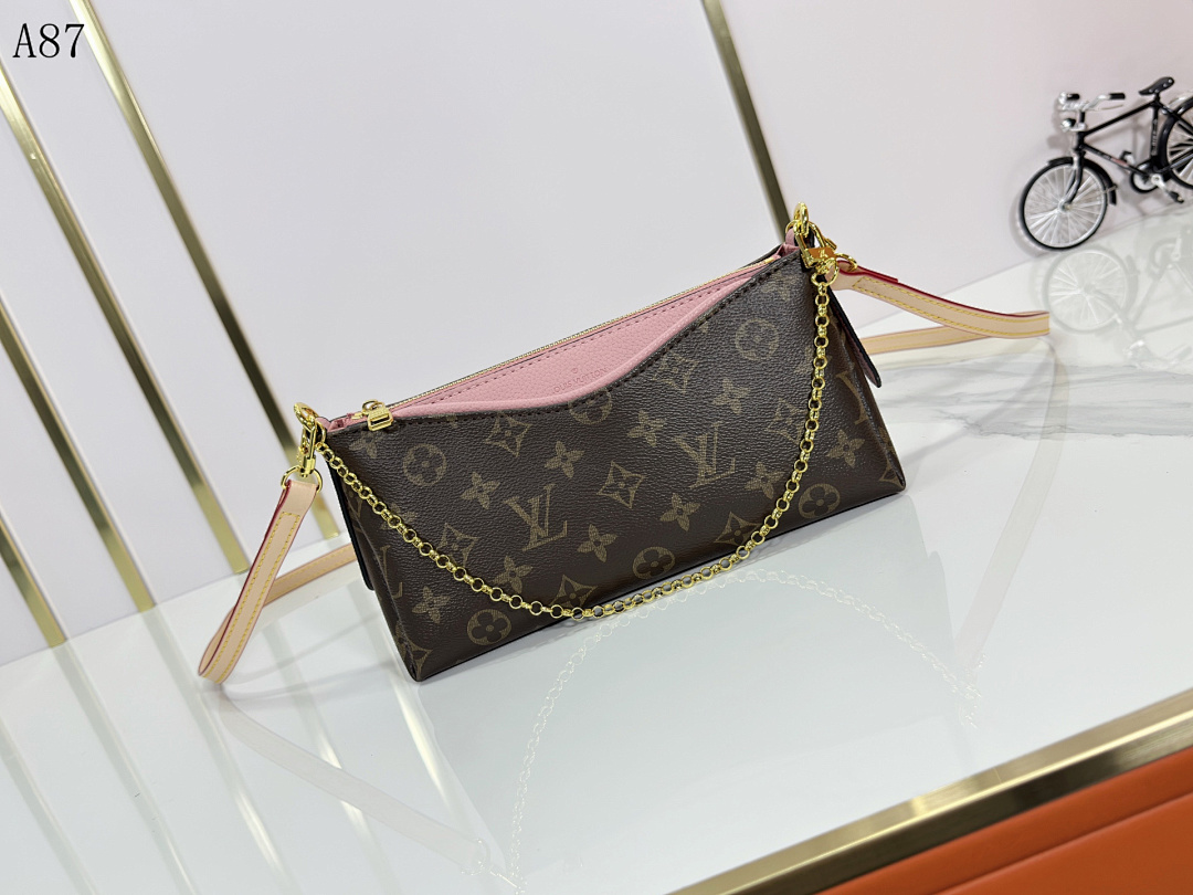 LVutton + A87 + Monogram Chain Pouch #4635 1 LVutton + A87 + Monogram Chain Pouch #4635