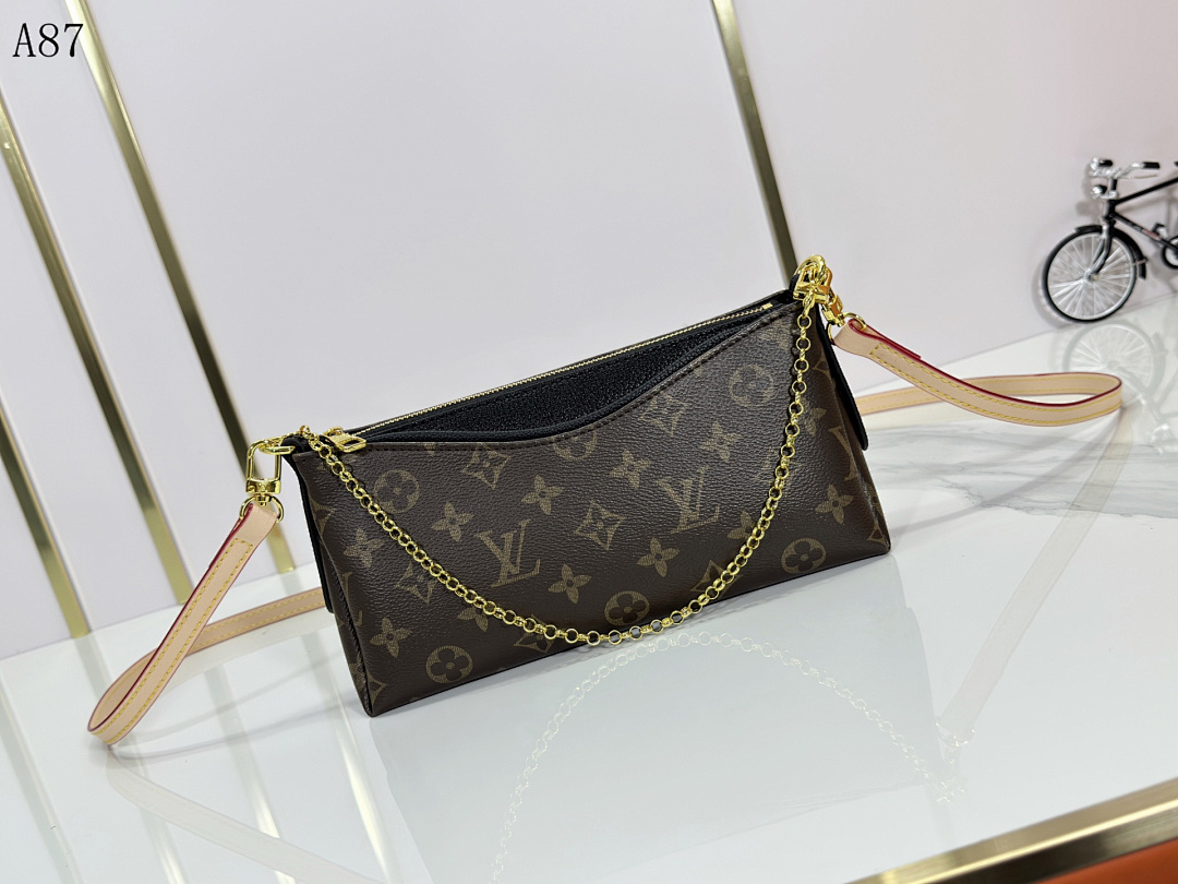 LVutton + A87 + Monogram Chain Pochette #3594