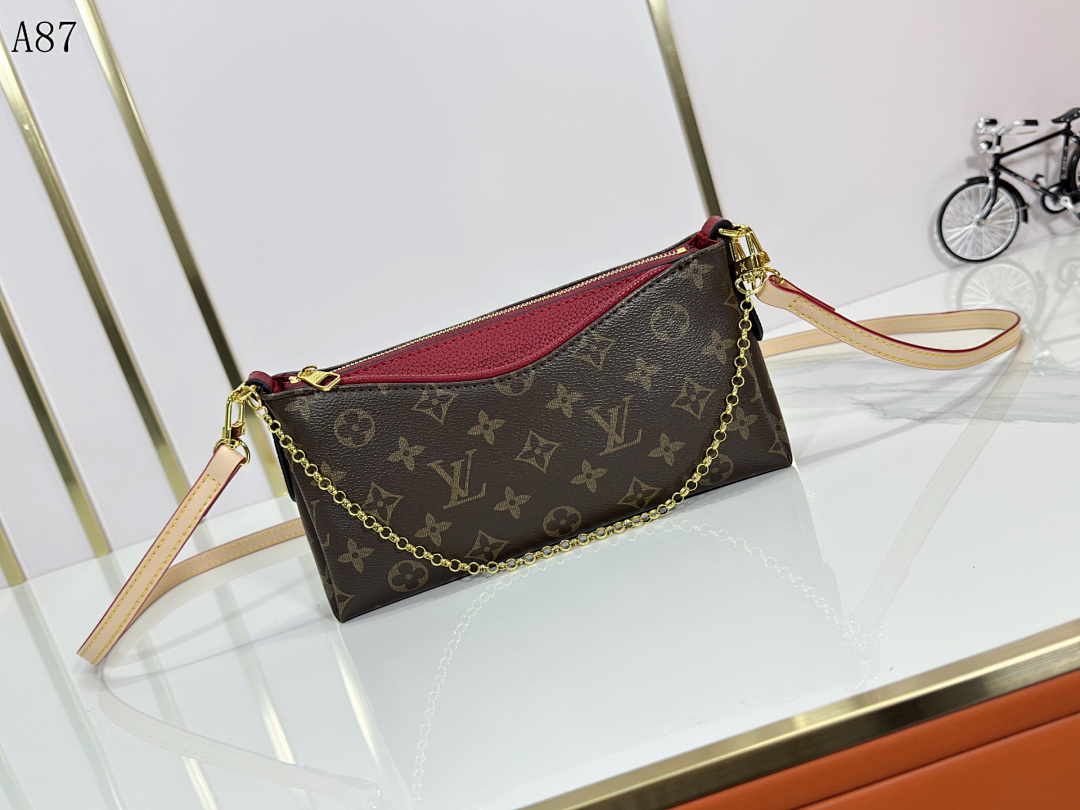 LVutton + A87 + Monogram Pochette #3675