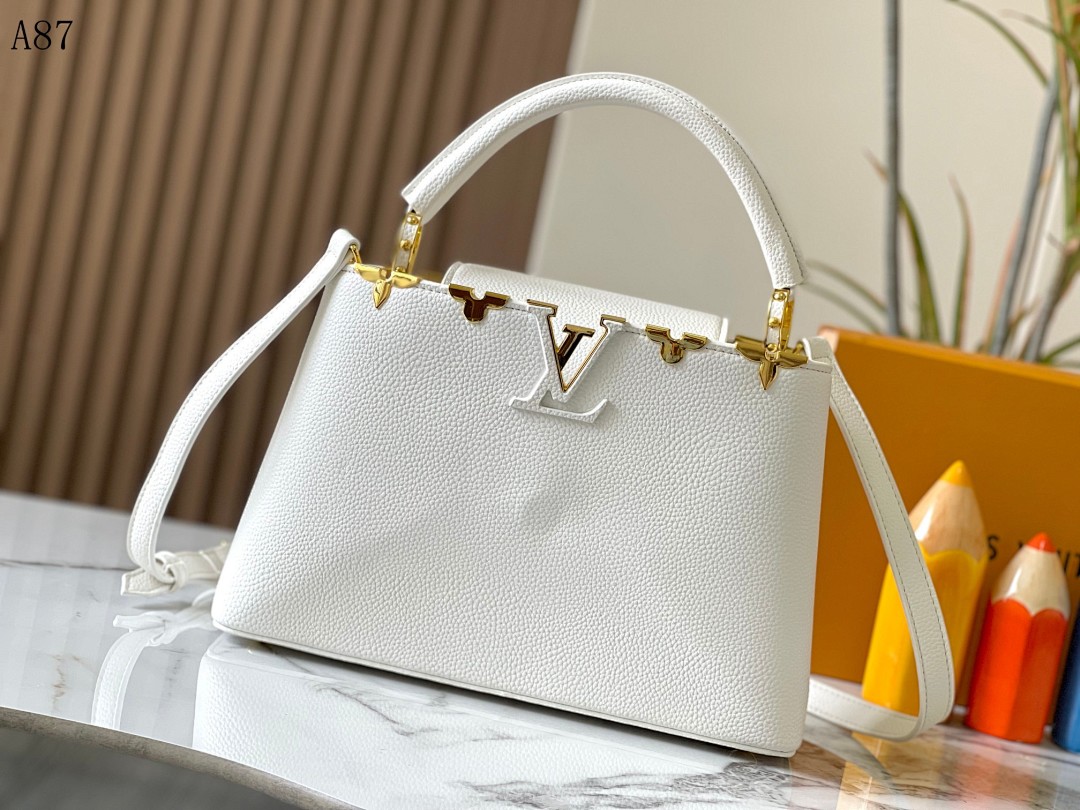 LVutton + A87 + Capucines MM Bag #4371