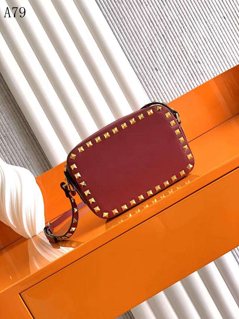 Valentiino + A79 + Rockstud Crossbody Bag #5169