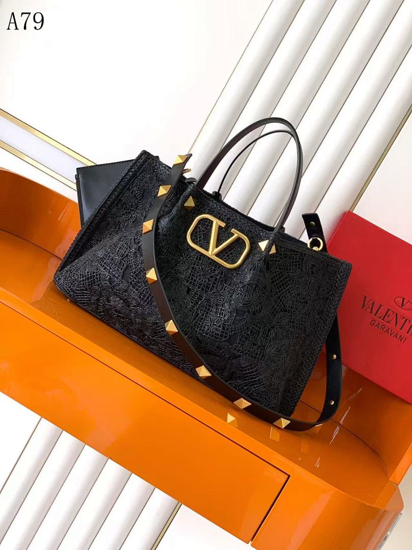 Valentiino + A79 + VLogo Tote Bag #5292