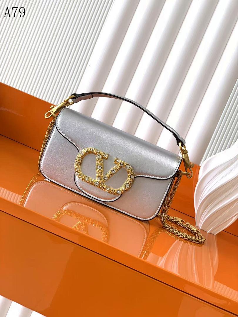 Valentiino + A79 + Rockstud Lock Bag #5163