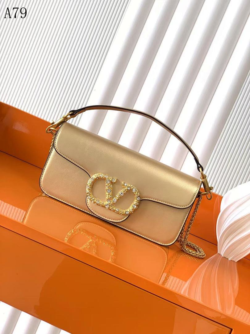 Valentiino Garavani Rockstud Mini Bag #3056