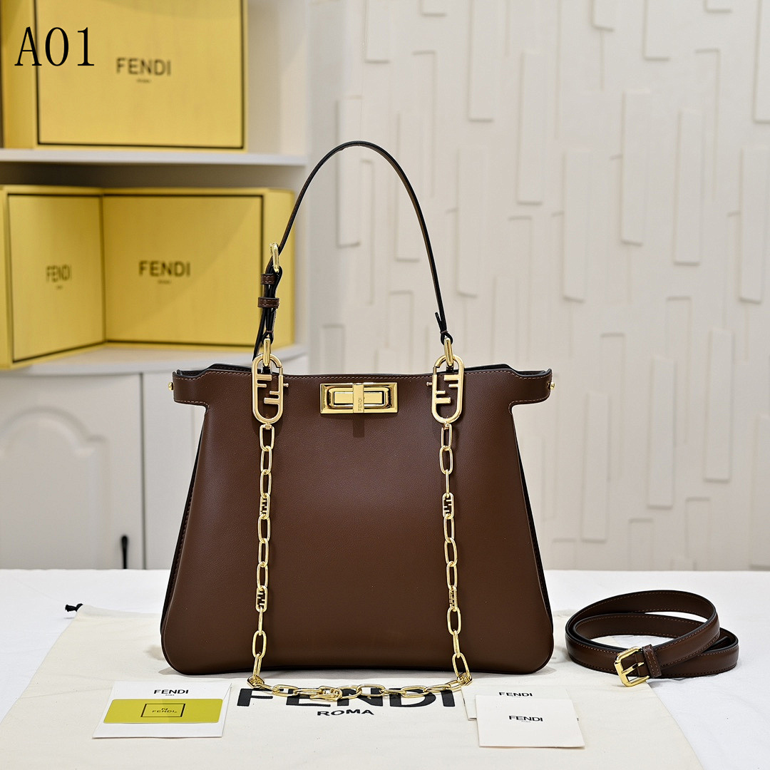 FENDI Baguette Tote #2418