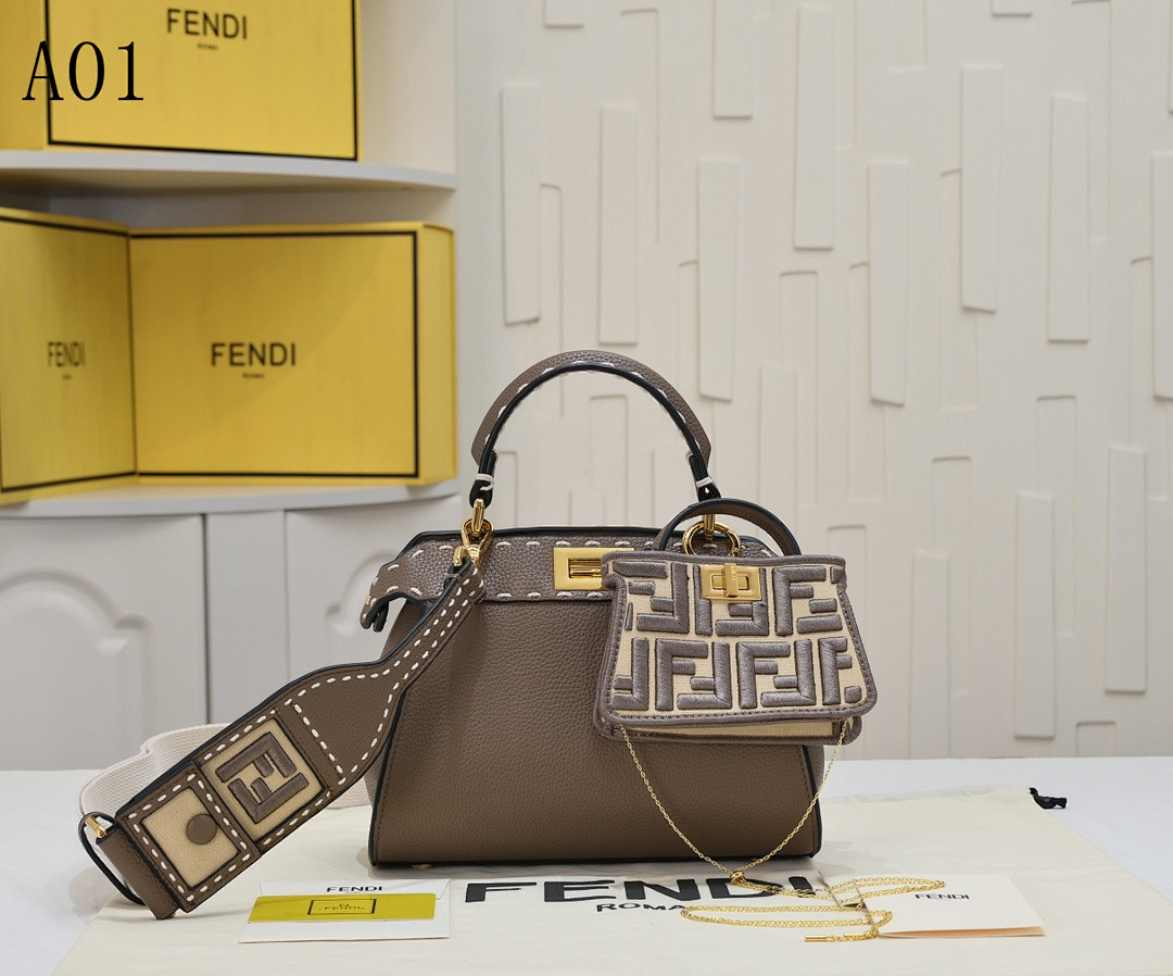 FENDI – Peekaboo ISeeU Bag #2384