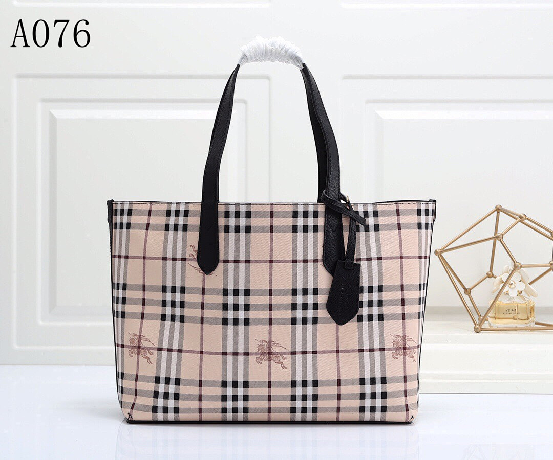 Burberyy + A076 + Classic Check Tote Bag #5440