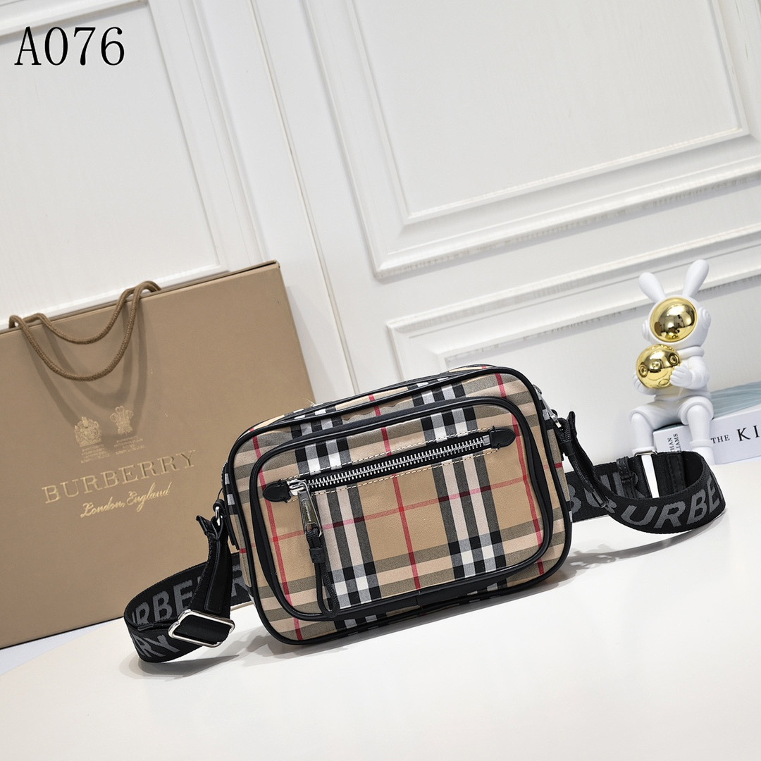 Burberyy A076 Crossbody Bag #5464