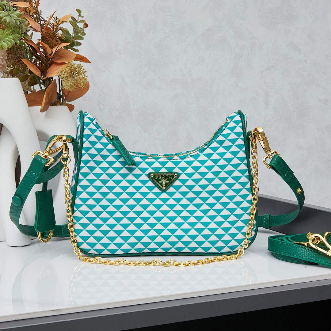 Pr4da + Re-Edition + Triangular Chain Bag #1968