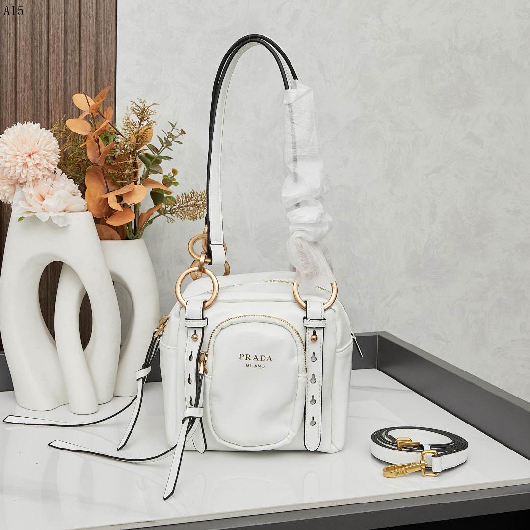Pr4da + Cahier + White Leather Shoulder Bag #1631