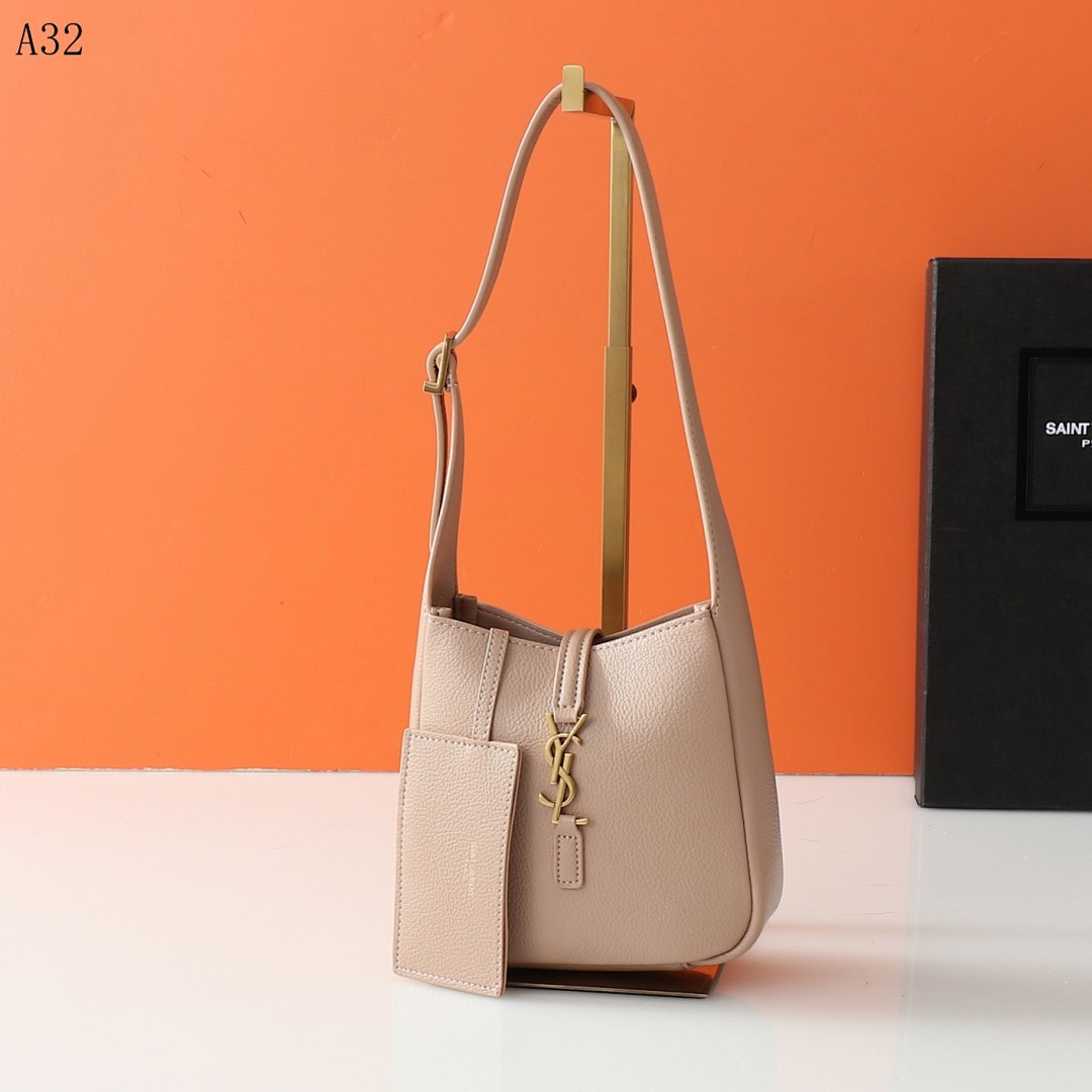 SntLaurent A32 Medium Le 5 À Sec Bag #5061