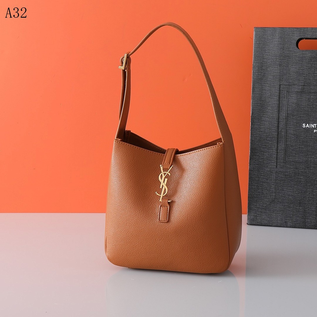 SntLaurent – A32 – Le 5 À Sec Bag #1016
