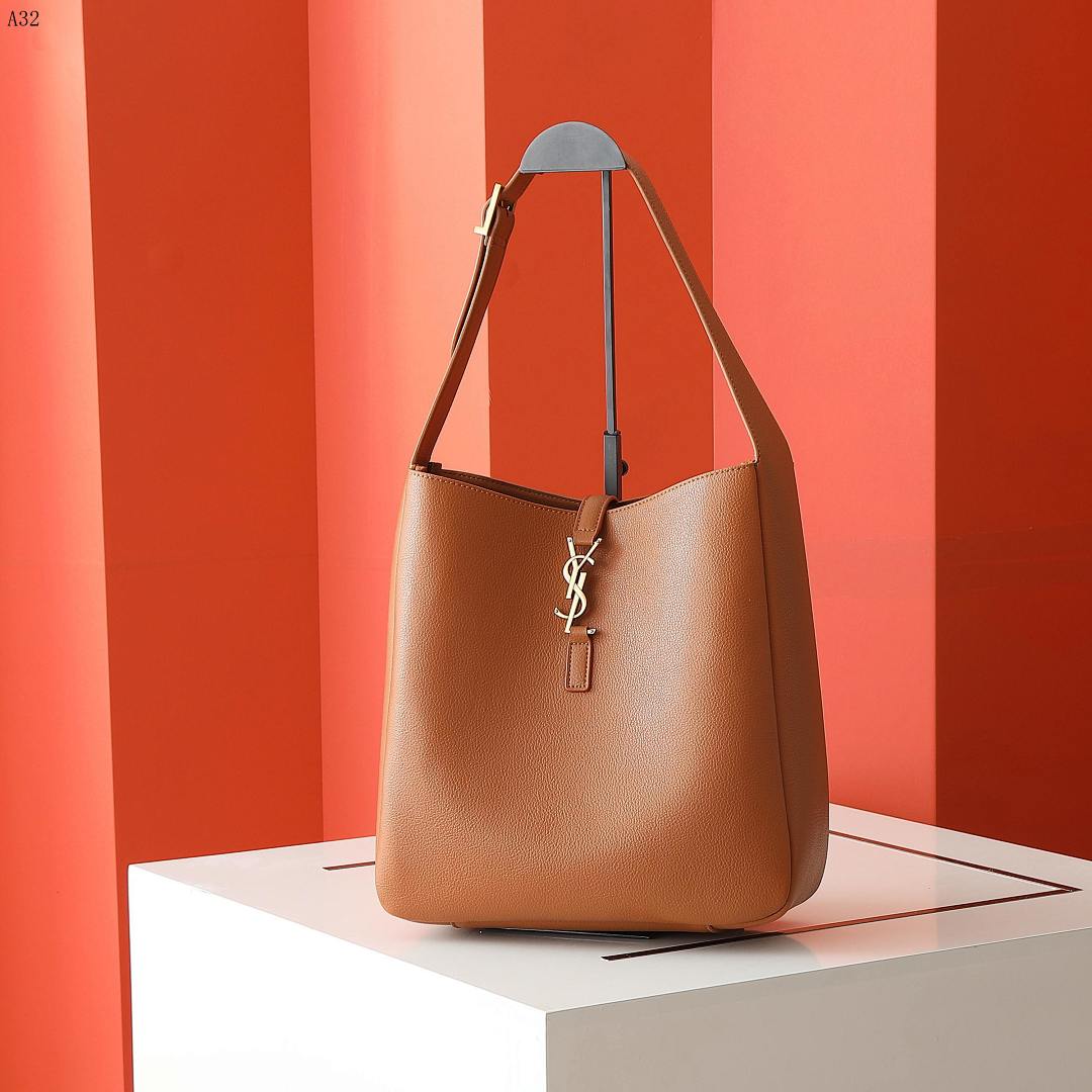 SntLaurent + Sac de Jour + Medium Leather Tote #1011