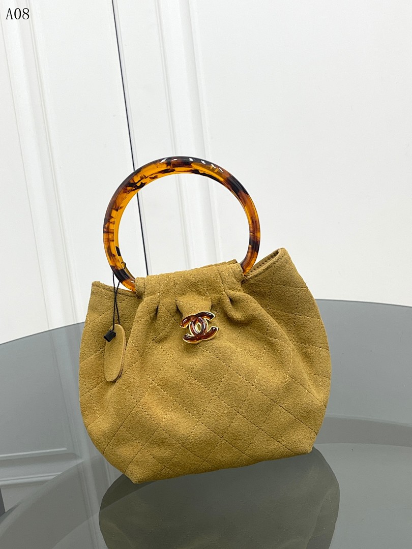 Chan3l Tortoiseshell Handle Quilted Bag #2652 1 Chan3l Tortoiseshell Handle Quilted Bag #2652