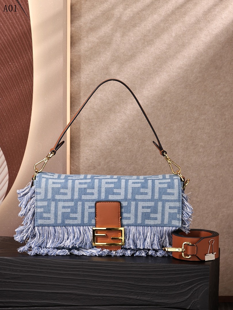 F3ndii + Baguette + Fringe Tote #2421