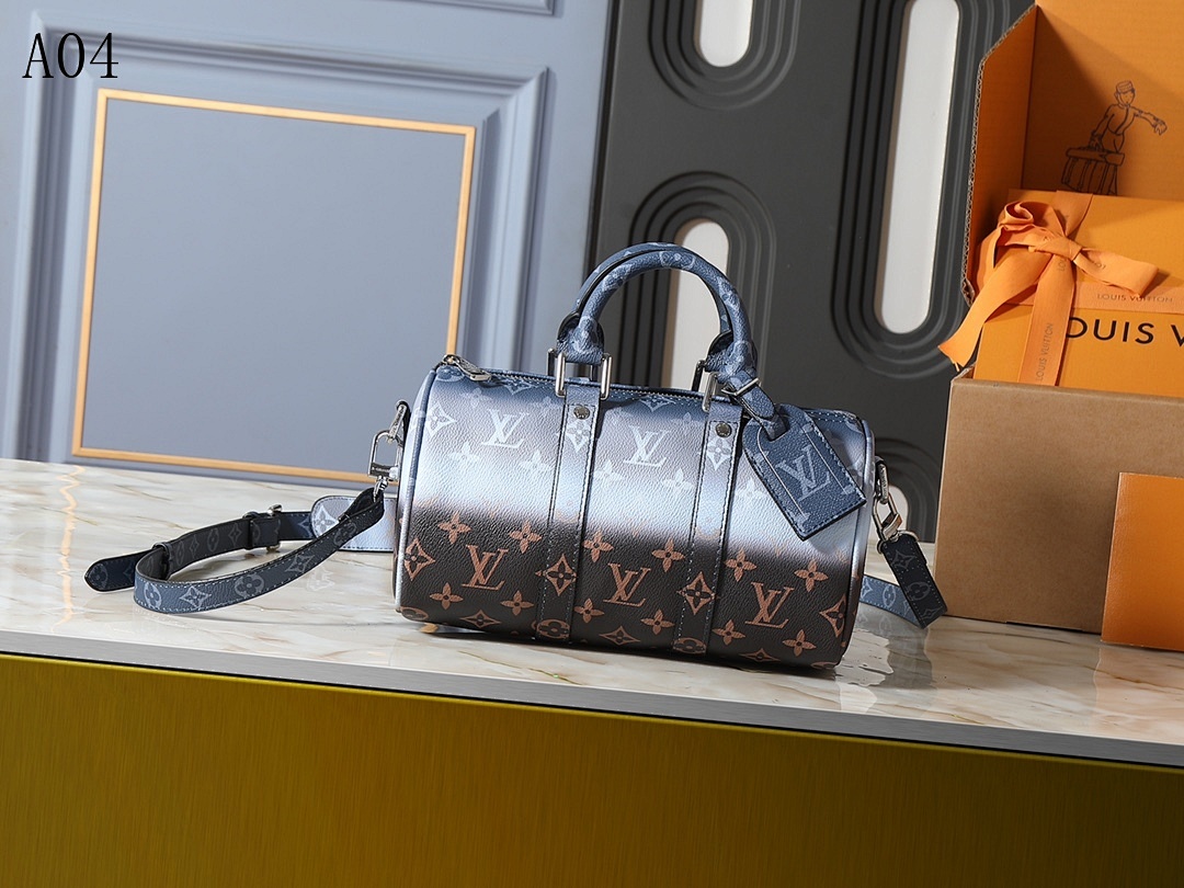 LVutton + A04 + Keepall Bandoulière #4754 1 LVutton + A04 + Keepall Bandoulière #4754
