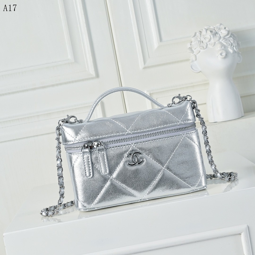 Chan3l Classic Quilted Silver Leather Shoulder Bag #945