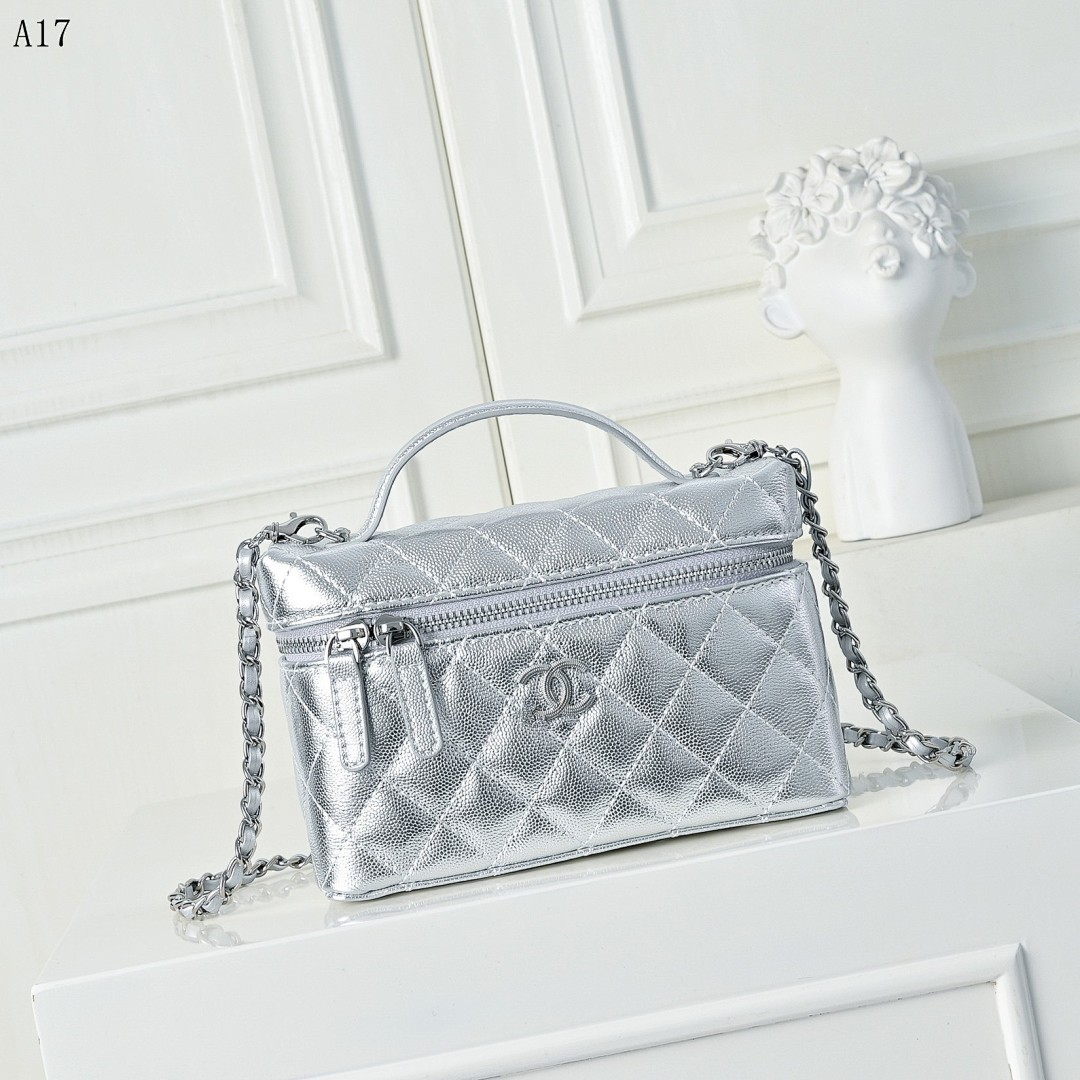 Chan3l Classic Quilted Silver Shoulder Bag #942