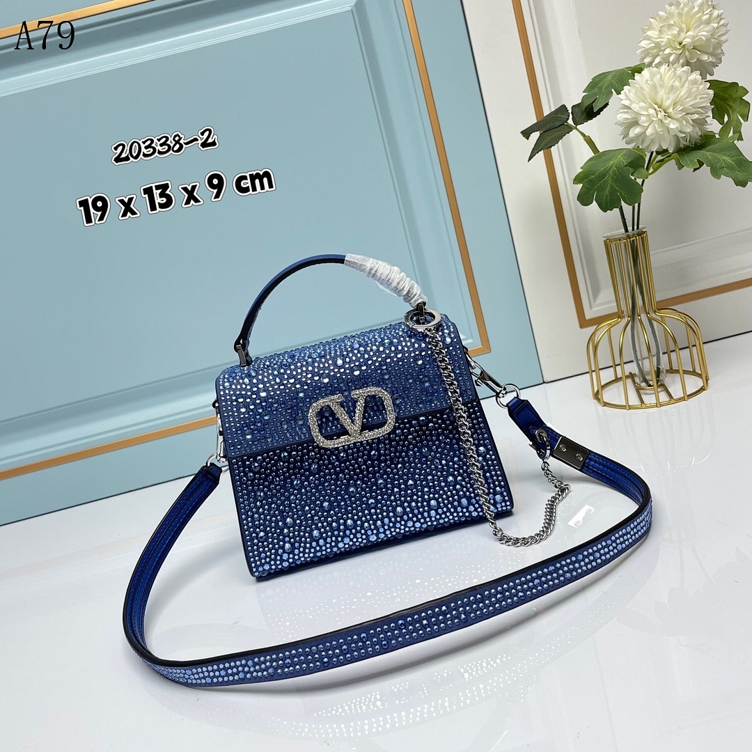 Valentiino + 20338-2 + Rockstud Bag #5362