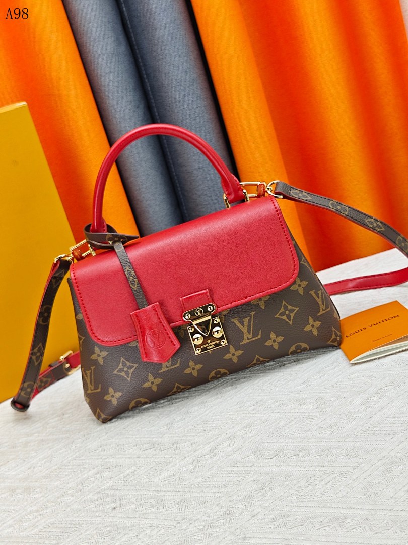 LVutton + A98 + Lockit Bag #3672