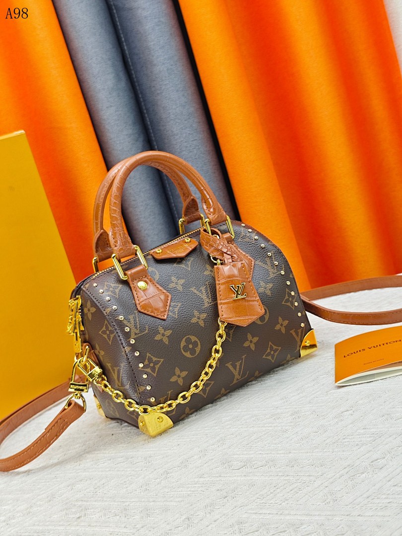 LVutton A98 Alma PM Bag #3577 1 LVutton A98 Alma PM Bag #3577