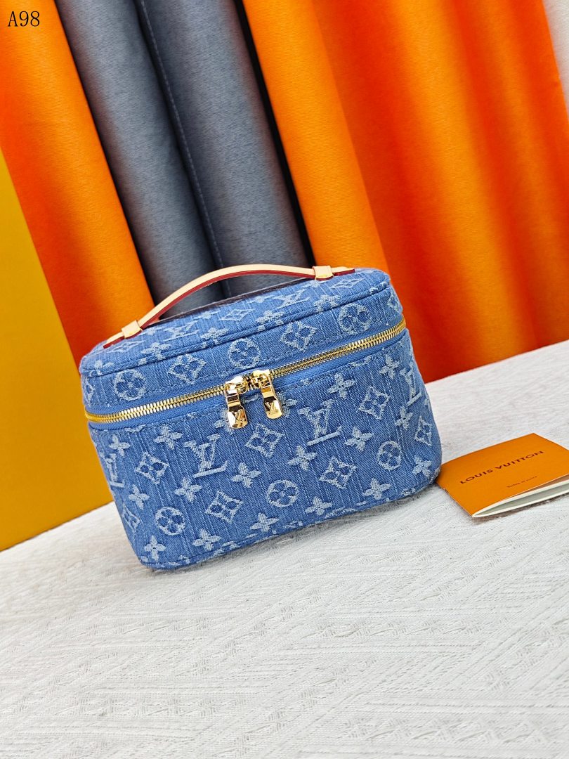 LVutton + A98 + Cosmetic Bag #3646