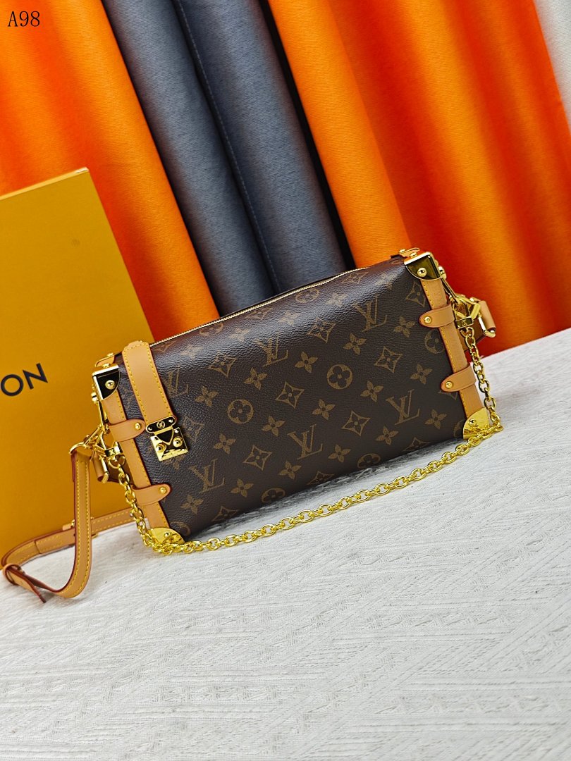 LVutton + A98 + Crossbody Bag #4865