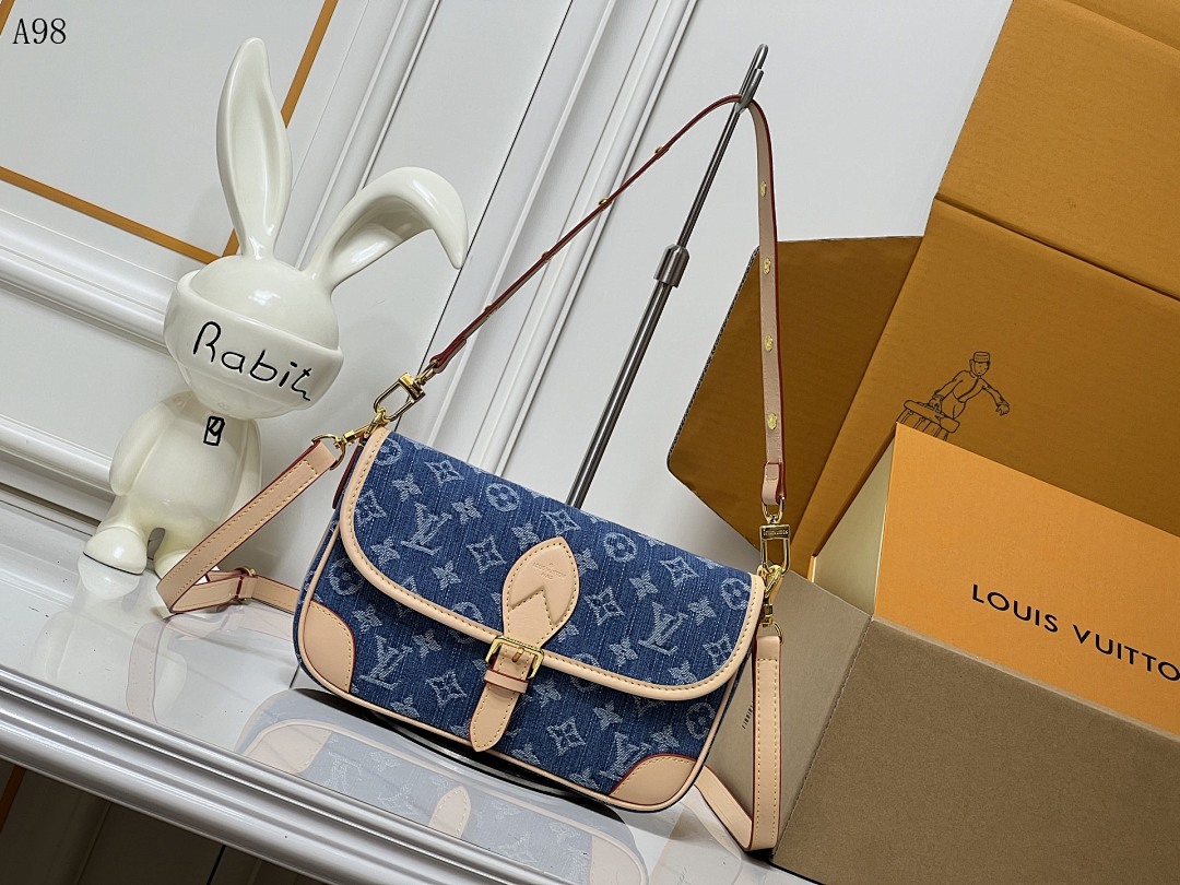 LVutton x Supreme Monogram Denim Crossbody Bag #3429